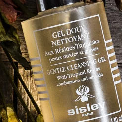 SISLEY PARIS Shine & Excess Oil|Men'S Care|Gentle Cleansing Gel With Tropical Resins