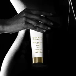 SISLEY PARIS Specific Areas|Firming & Contouring|Sisleÿa L'Intégral Anti-Âge Concentrated Firming Body Cream